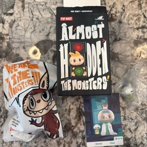 Pop Mart Almost Hidden The Monsters-Flask